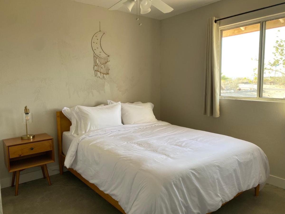 Casa Del Desierto - Panoramic Views - Pet Friendly - Fire Pit Villa Joshua Tree Bagian luar foto