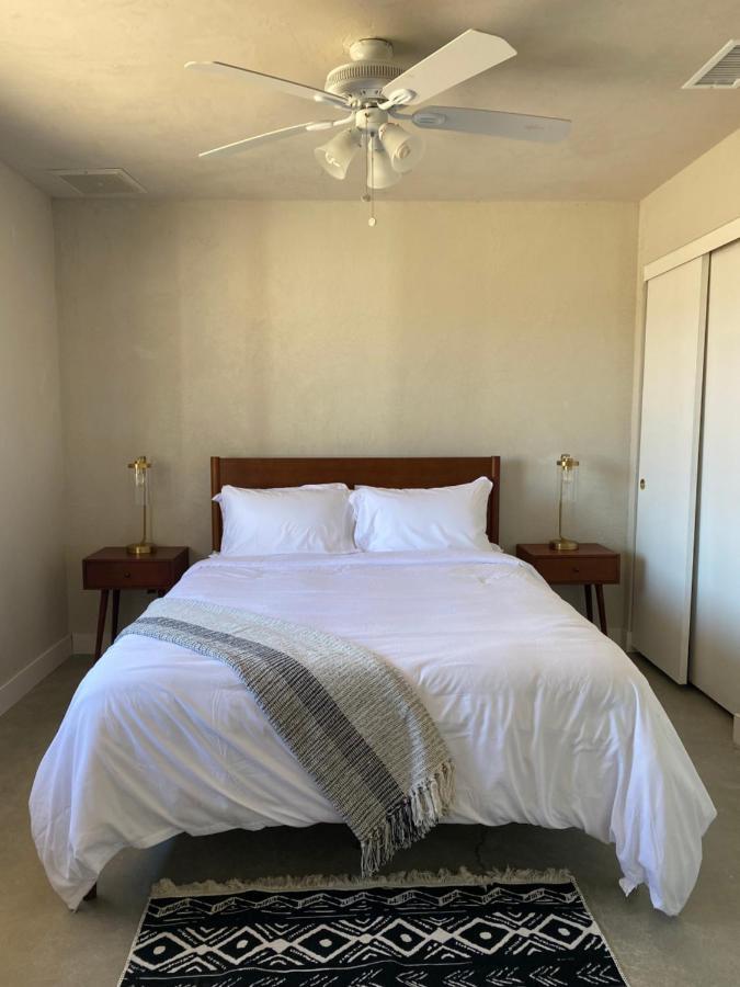 Casa Del Desierto - Panoramic Views - Pet Friendly - Fire Pit Villa Joshua Tree Bagian luar foto